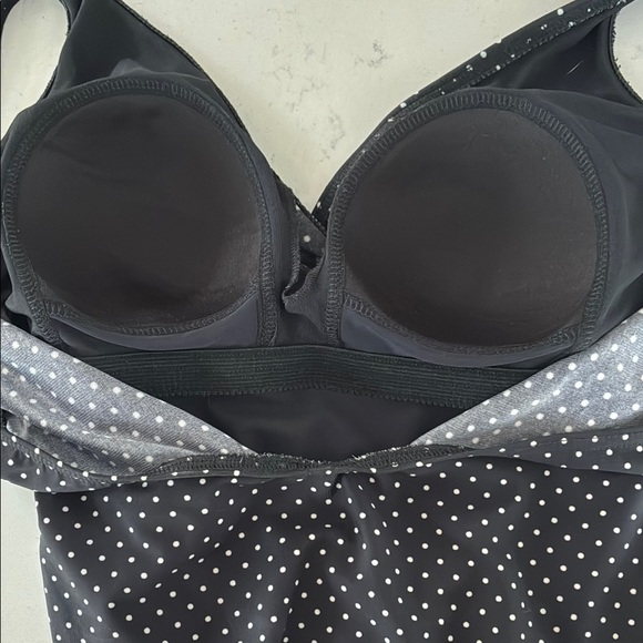 MIRACLESUIT “Oceanus” One Piece Swimsuit with Wrap Front - Picture 9 of 10